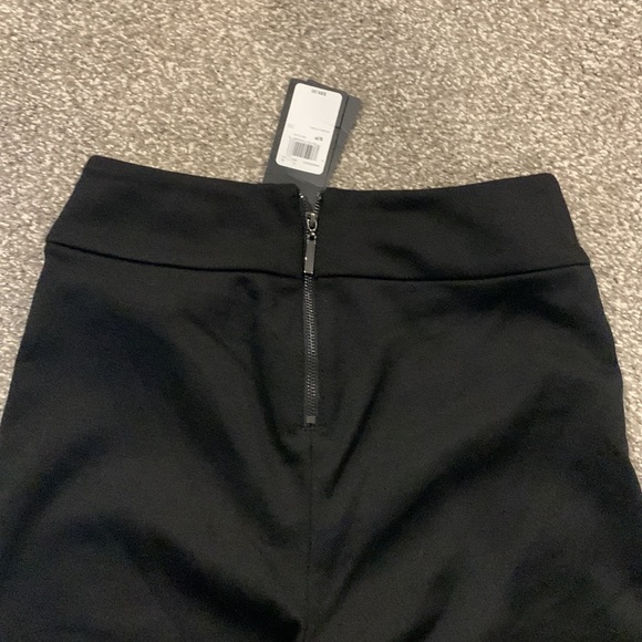 Guess Leggings, rear zip with faux leather piping detail Size S - Picture 3 of 4